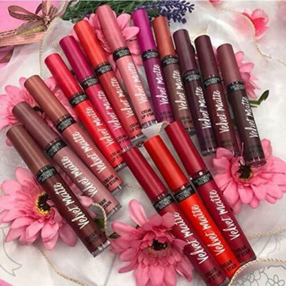 مجموعة أحمر شفاه لوف فيلفيت مات من فيكتوريا سيكريت