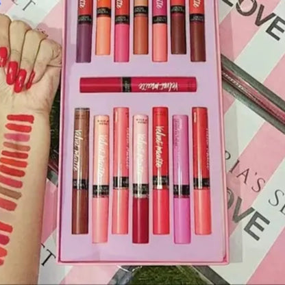 مجموعة أحمر شفاه لوف فيلفيت مات من فيكتوريا سيكريت